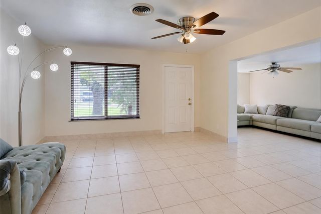 970 SW 3RD Avenue, Pompano Beach, FL 33060