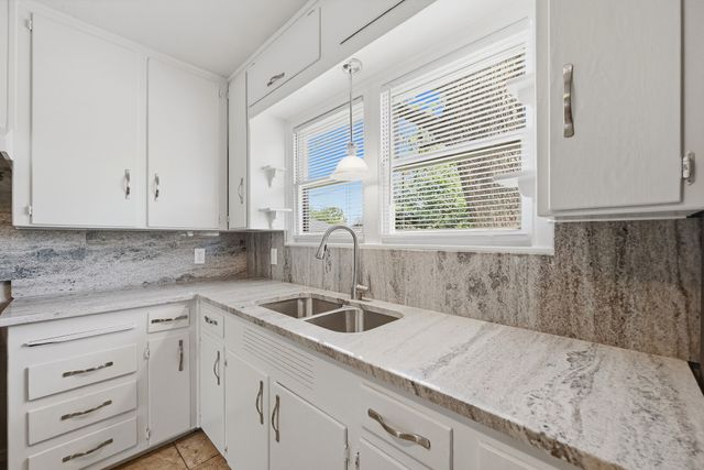 5406 Vicki Street, Haltom City, TX 76117