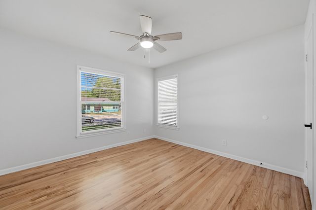 5406 Vicki Street, Haltom City, TX 76117