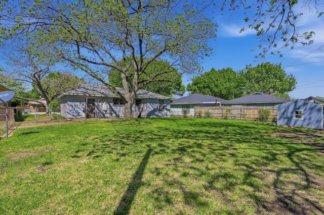 5406 Vicki Street, Haltom City, TX 76117