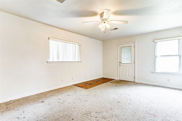 126 Margie Lane, Houston, TX 77037