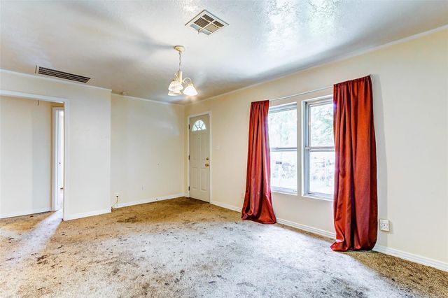 126 Margie Lane, Houston, TX 77037