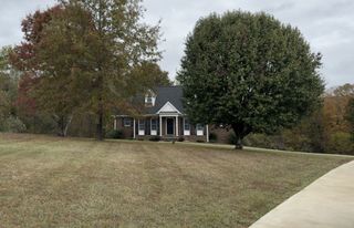 1719 Wynnewood Dr, Chapmansboro, TN 37035