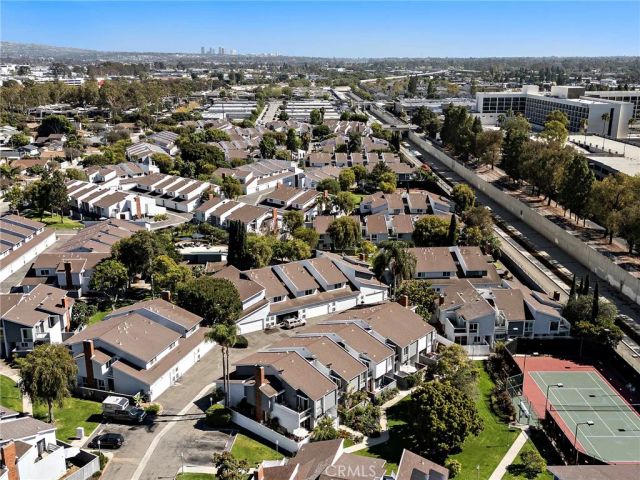 622 Whitney Way, Costa Mesa, CA 92626