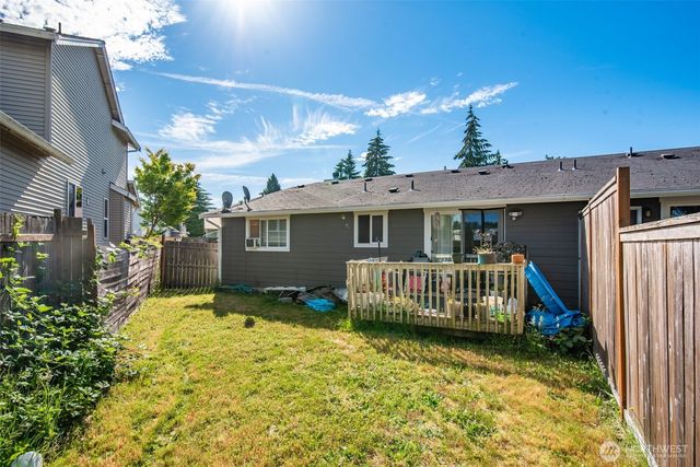 10010 15th Avenue Ct E, Tacoma, WA 98445