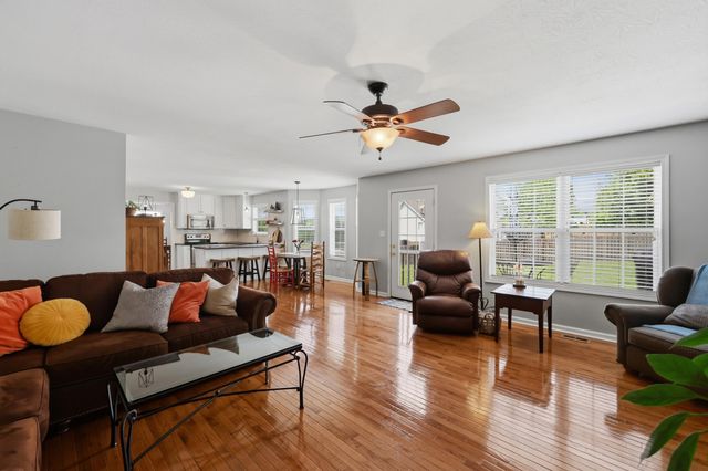 104 Greenfield Court, Danville, KY 40422