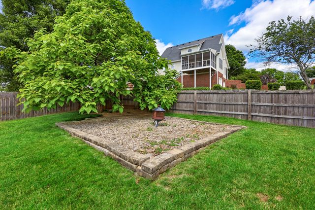 104 Greenfield Court, Danville, KY 40422