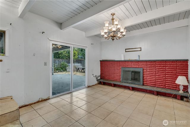 8522 29th Street W, University Place, WA 98466