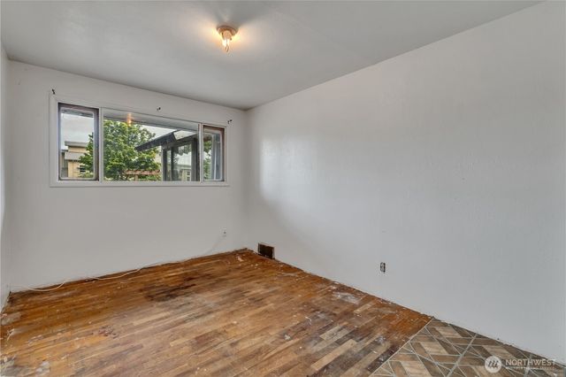 8522 29th Street W, University Place, WA 98466