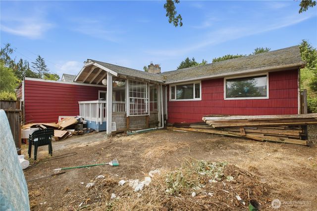 8522 29th Street W, University Place, WA 98466