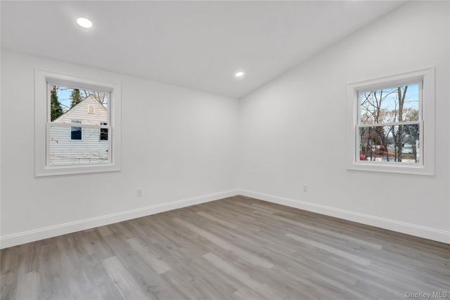 567 Puritan Drive, Shirley, NY 11967