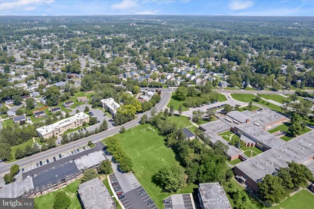 3925 ROLLING RD, Baltimore, MD 21208