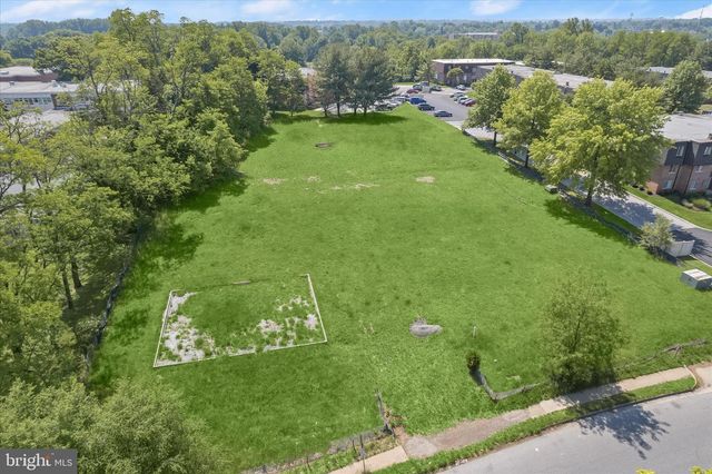 3925 ROLLING RD, Baltimore, MD 21208