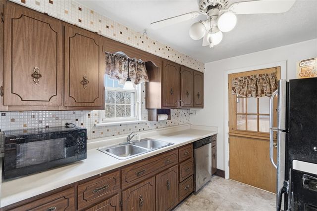 3904 Greensburg Pike, Forest Hills Boro, PA 15221