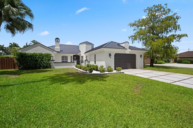 404 INDIGO Avenue, Wellington, FL 33414