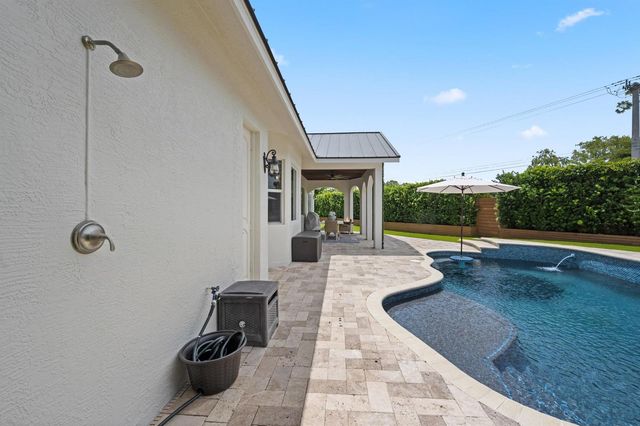 404 INDIGO Avenue, Wellington, FL 33414