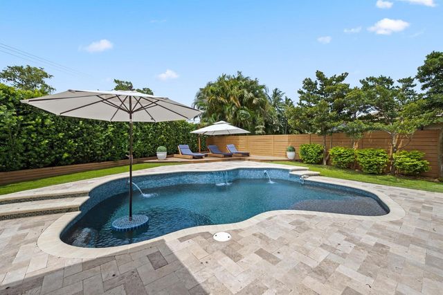 404 INDIGO Avenue, Wellington, FL 33414