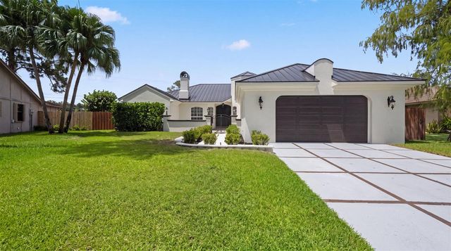 404 INDIGO Avenue, Wellington, FL 33414