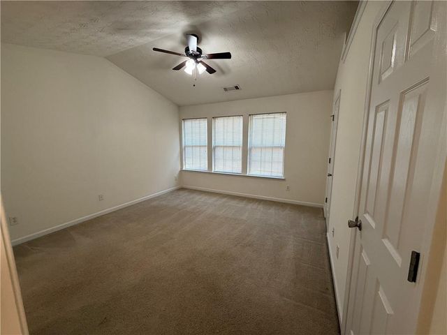 2729 Heathrow Drive, Lawrenceville, GA 30043