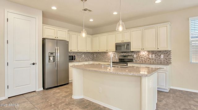 15912 S 11TH Way, Phoenix, AZ 85048