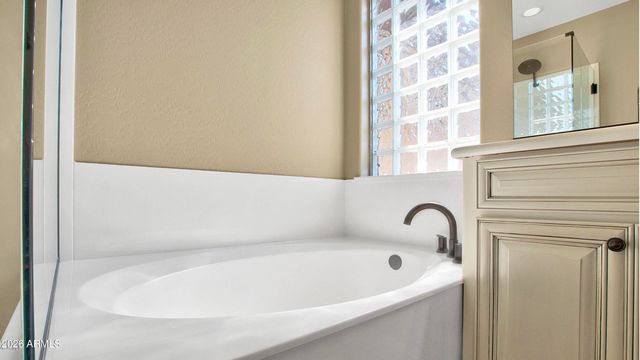 15912 S 11TH Way, Phoenix, AZ 85048