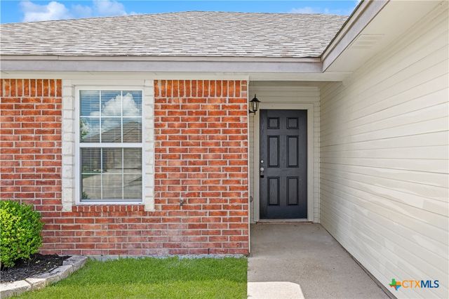 503 Chrislyn Street, Troy, TX 76579