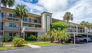 11720 PARK BOULEVARD 301, Seminole, FL 33772