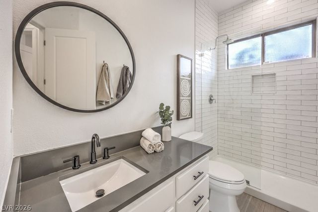 20 Holston Hills Road, Henderson, NV 89052