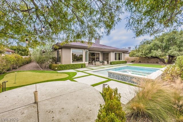 20 Holston Hills Road, Henderson, NV 89052