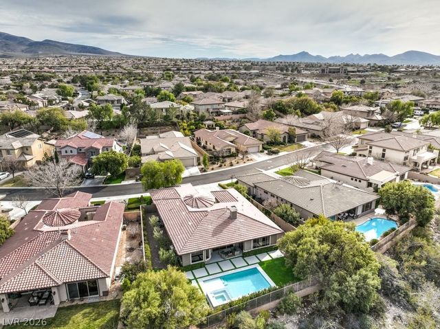20 Holston Hills Road, Henderson, NV 89052