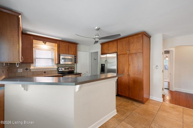 407 Macon Ave, Louisville, KY 40207