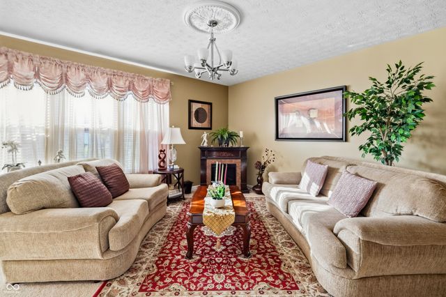14023 Avalon Boulevard, Fishers, IN 46037