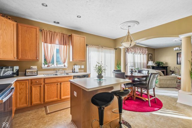 14023 Avalon Boulevard, Fishers, IN 46037