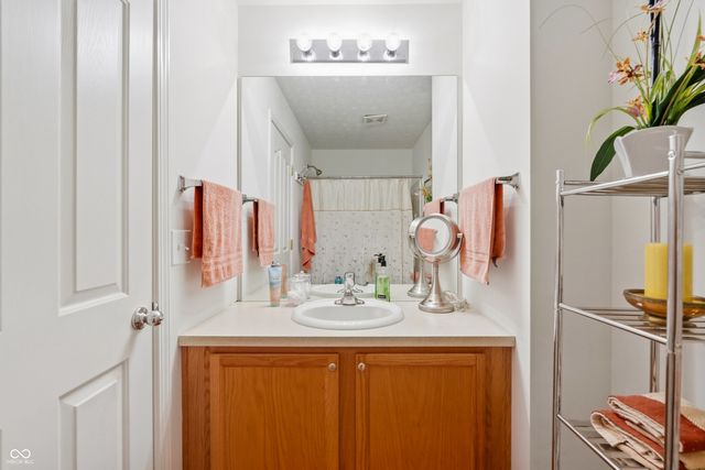 14023 Avalon Boulevard, Fishers, IN 46037