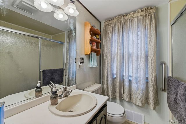 2462 La Salle Avenue, Niagara Falls, NY 14301