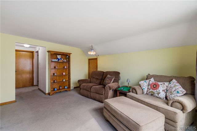 2462 La Salle Avenue, Niagara Falls, NY 14301