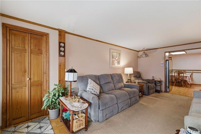 2462 La Salle Avenue, Niagara Falls, NY 14301