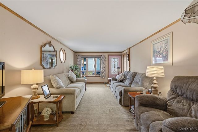 2462 La Salle Avenue, Niagara Falls, NY 14301