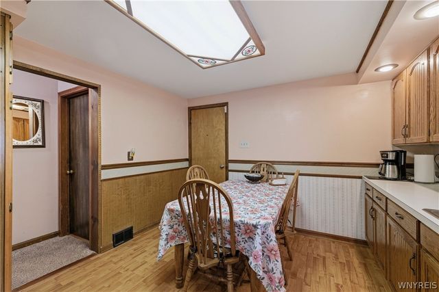 2462 La Salle Avenue, Niagara Falls, NY 14301