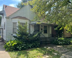 11910 Rossiter Street, Detroit, MI 48224