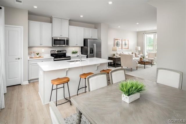 2240 Palm Ct, Sandston, VA 23150