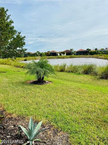 1599 Marton CT, Naples, FL 34113