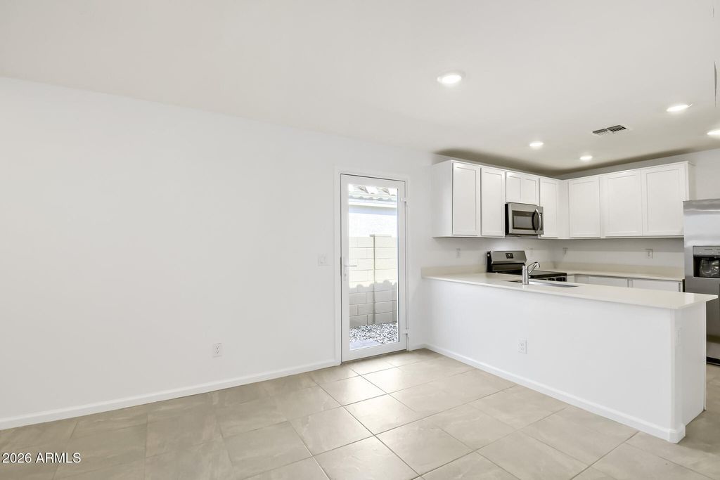 36118 W CHARITY Place, Maricopa, AZ 85138 — photo 5