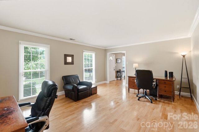 201 Wainsley Place, Matthews, NC 28105