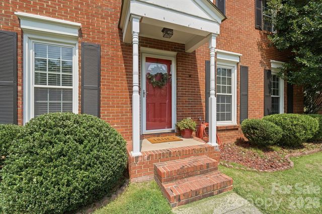 201 Wainsley Place, Matthews, NC 28105