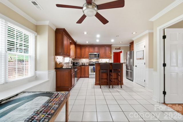 201 Wainsley Place, Matthews, NC 28105