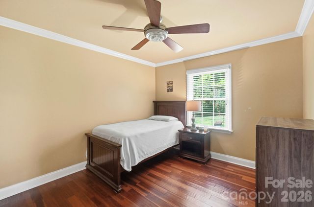201 Wainsley Place, Matthews, NC 28105