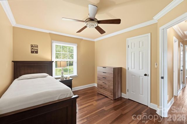 201 Wainsley Place, Matthews, NC 28105
