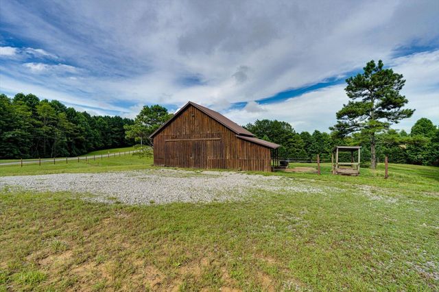 1085 Thunder Ridge Drive, South Pittsburg, TN 37380