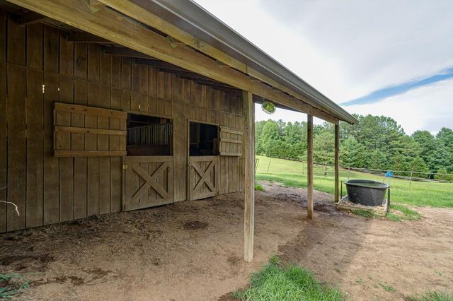 1085 Thunder Ridge Drive, South Pittsburg, TN 37380